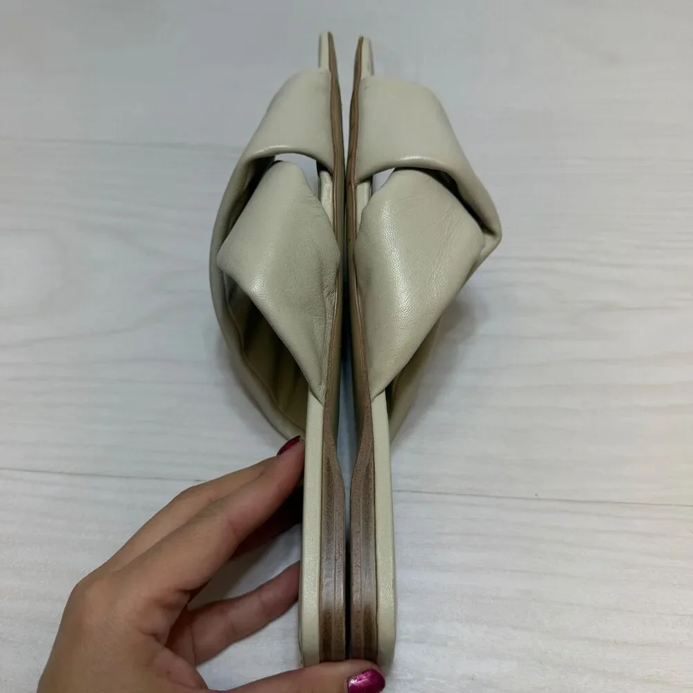 Zara Womens Size 39‎ 8 Cream Color leather Day Cross Flat Sandals - Picture 3 of 10